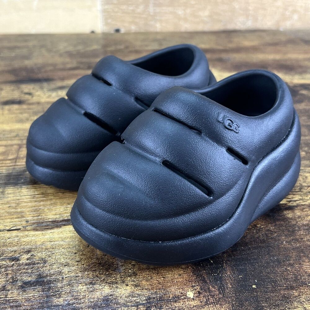 UGG KIDS SPORT YEAH CLOGS BLACK SIZE T7